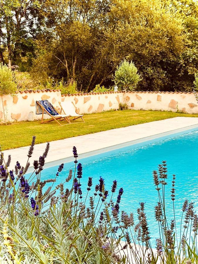Les Picardies Lesterps ภายนอก รูปภาพ